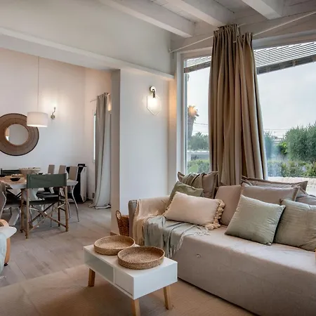 Elysian Con Piscina Privata فيلة