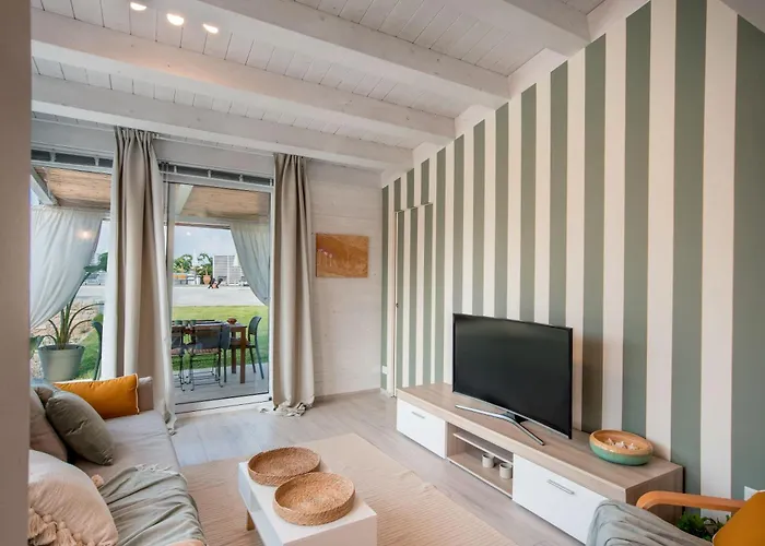 Elysian Con Piscina Privata 马尔扎梅米